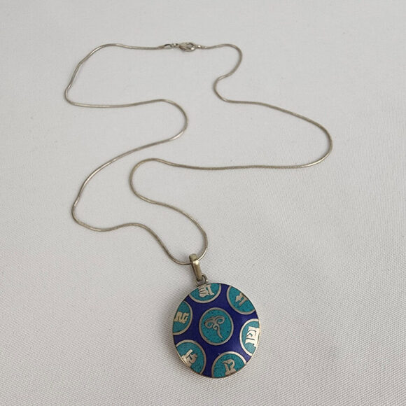 Vintage Tibetan Ancient Mantra Sterling Pendant Chain Necklace - Picture 2 of 8